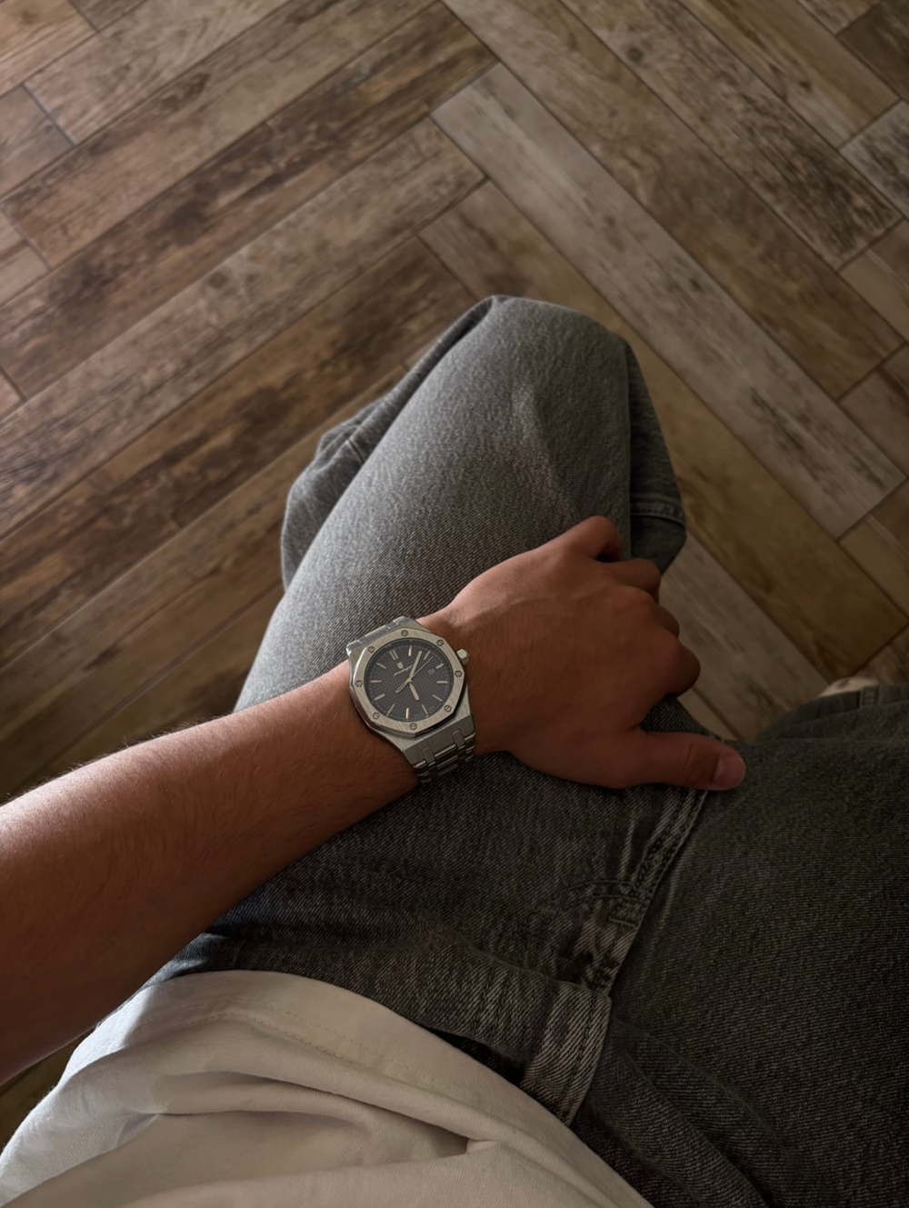 <h2>Trusted by <strong>10.000+ Classy Men all over the globe</strong></h2><p></p>