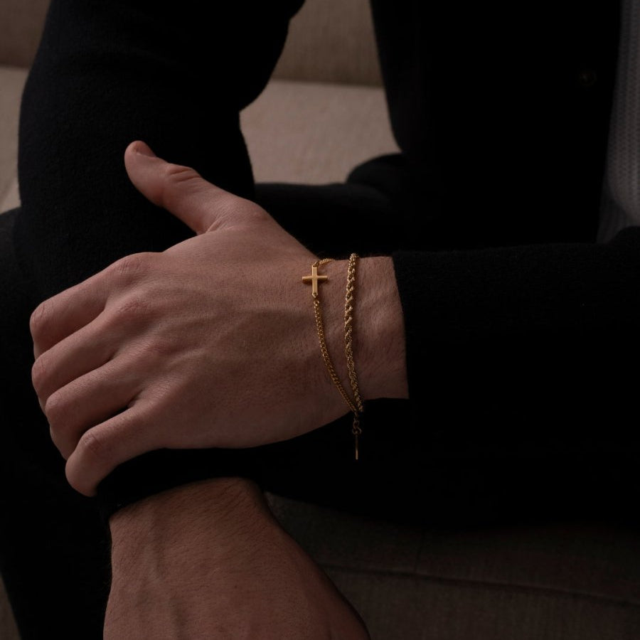 Cross Bracelet | 18K Gold